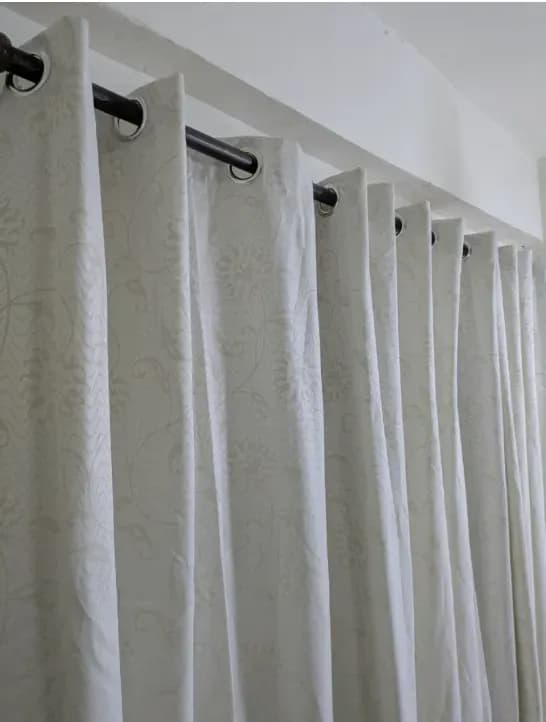 Single Sided Silk Jacquard Curtain Ivory Elegant