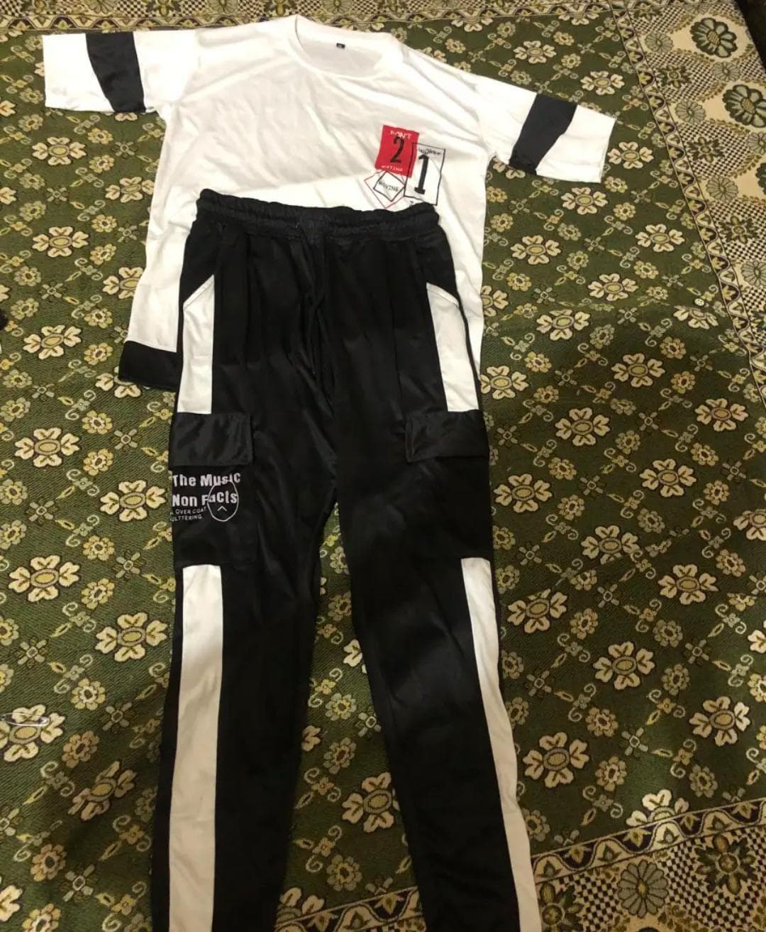 Men Graphic Track Suit White Black Summer Wear