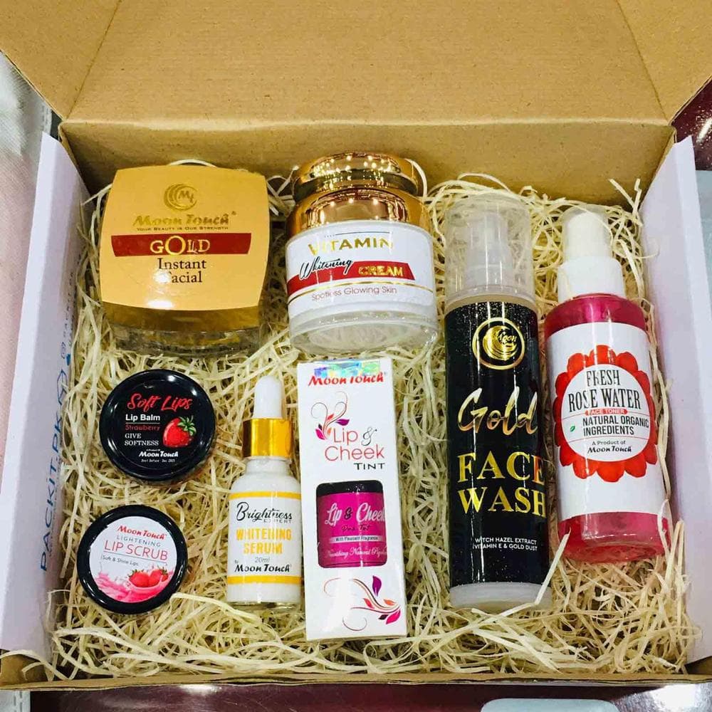 8-in-1 Glowing Skin Care Set for All Skin Types in Pakistan