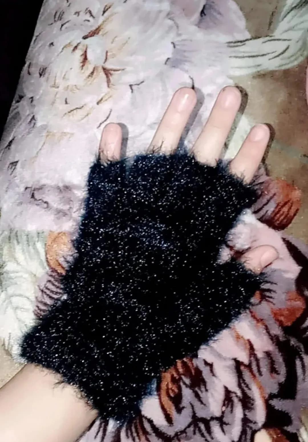 Red Black Fingerless Wool Gloves for Winter