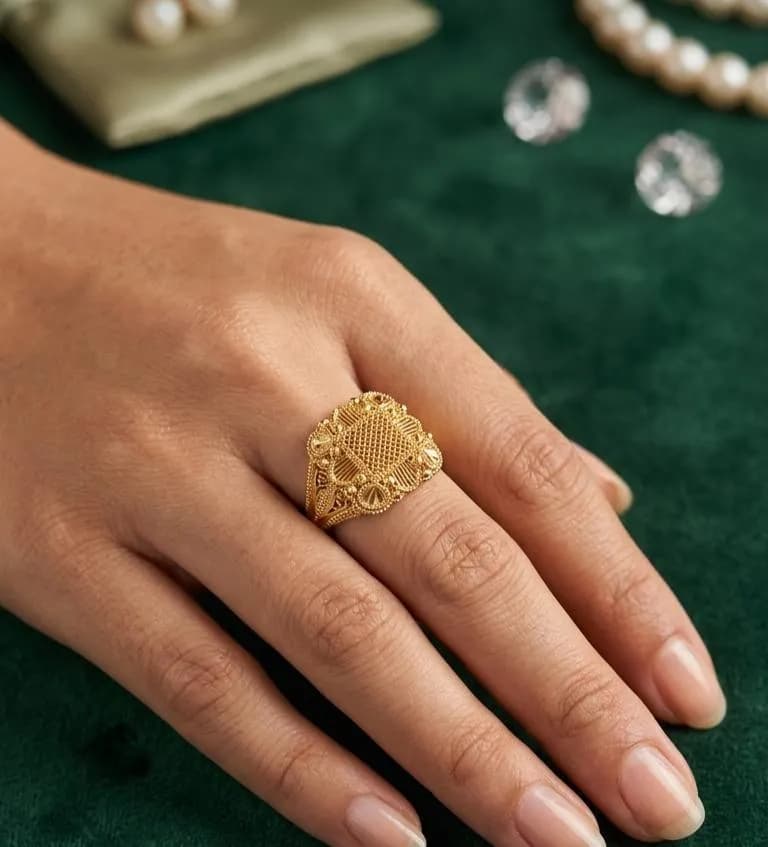 Golden Flower Design Women's Wedding Ring 16-19