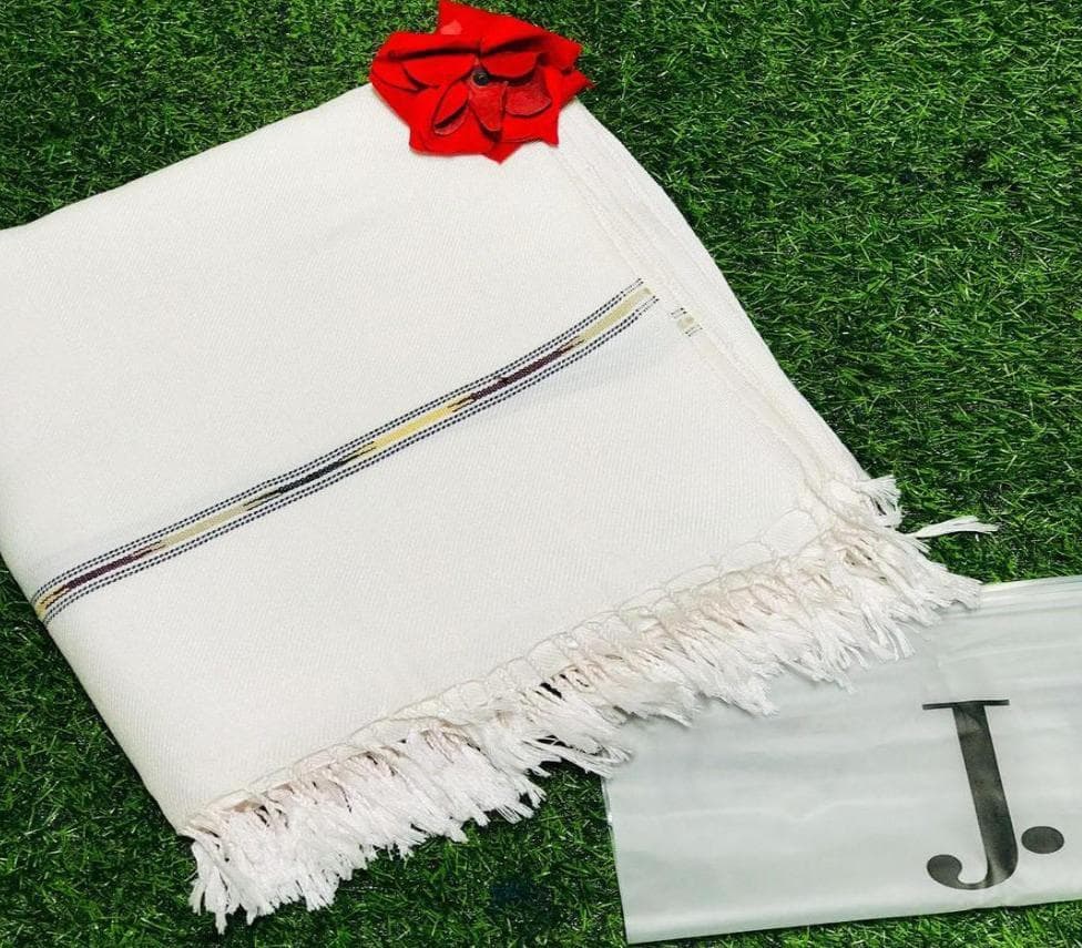 Premium Wool Shawl Off-White Fringed for Shaadi & Daily Wear