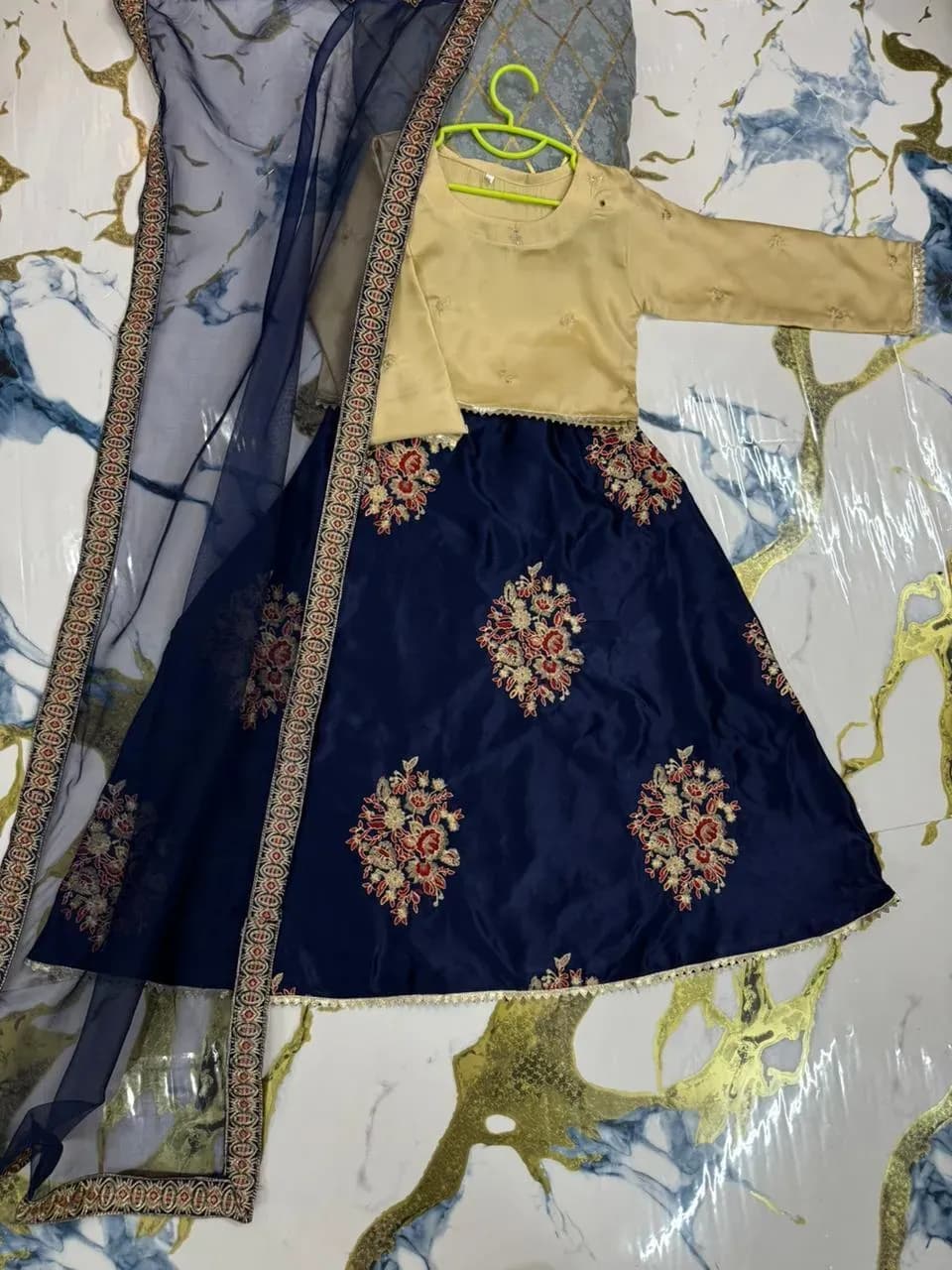 Kids Zari Embroidered 3Pcs Skirt & Dupatta Set