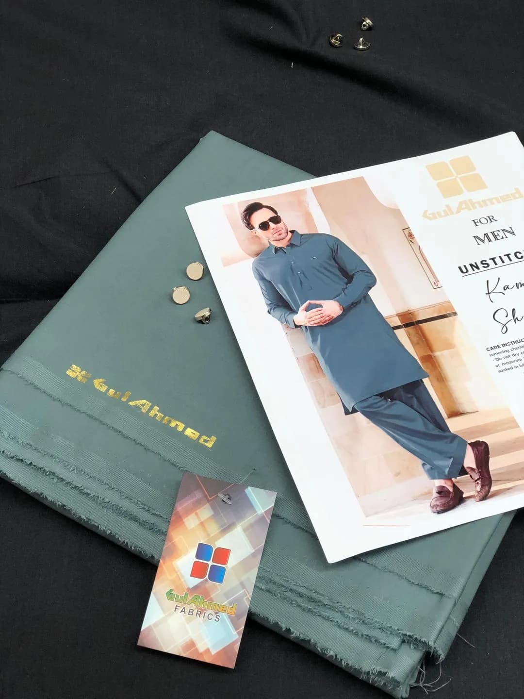 Men's Unstitched Wash And Wear Plain Suit
