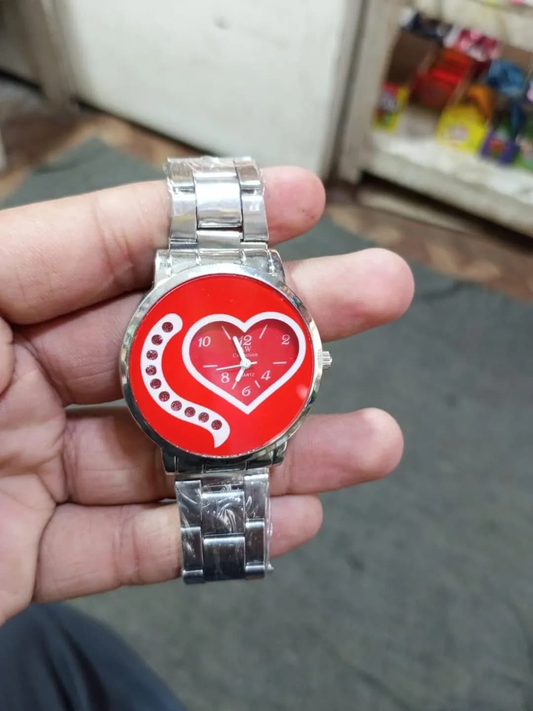 Women Analog Heart Dial Watch Red White Stones