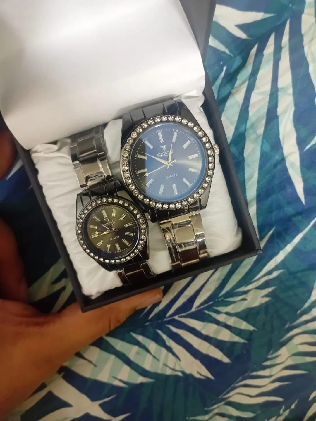 Stainless Steel Couple Watch Set with Chain Strap