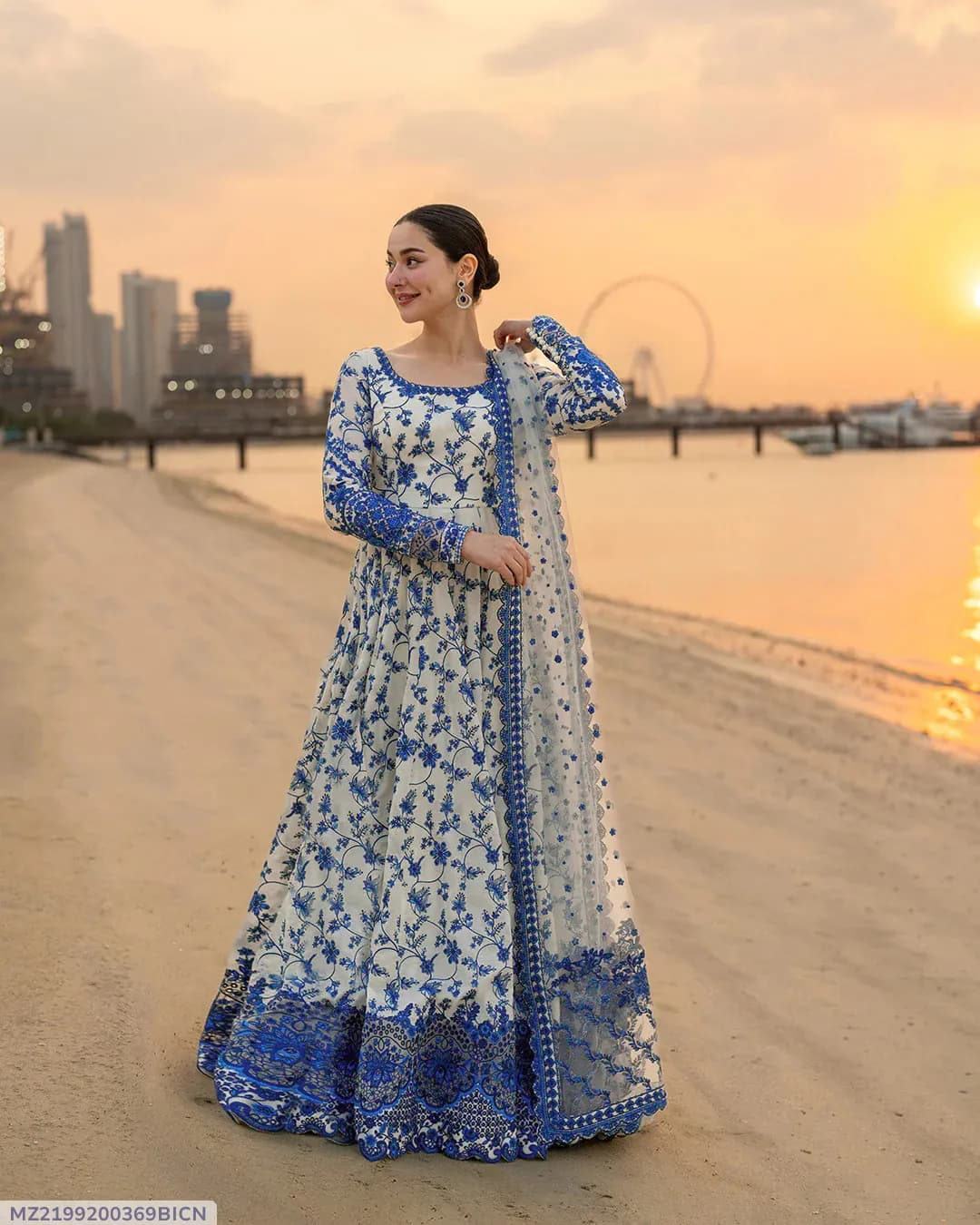 3 Pcs Women's Stitched Lawn Printed Maxi Suit