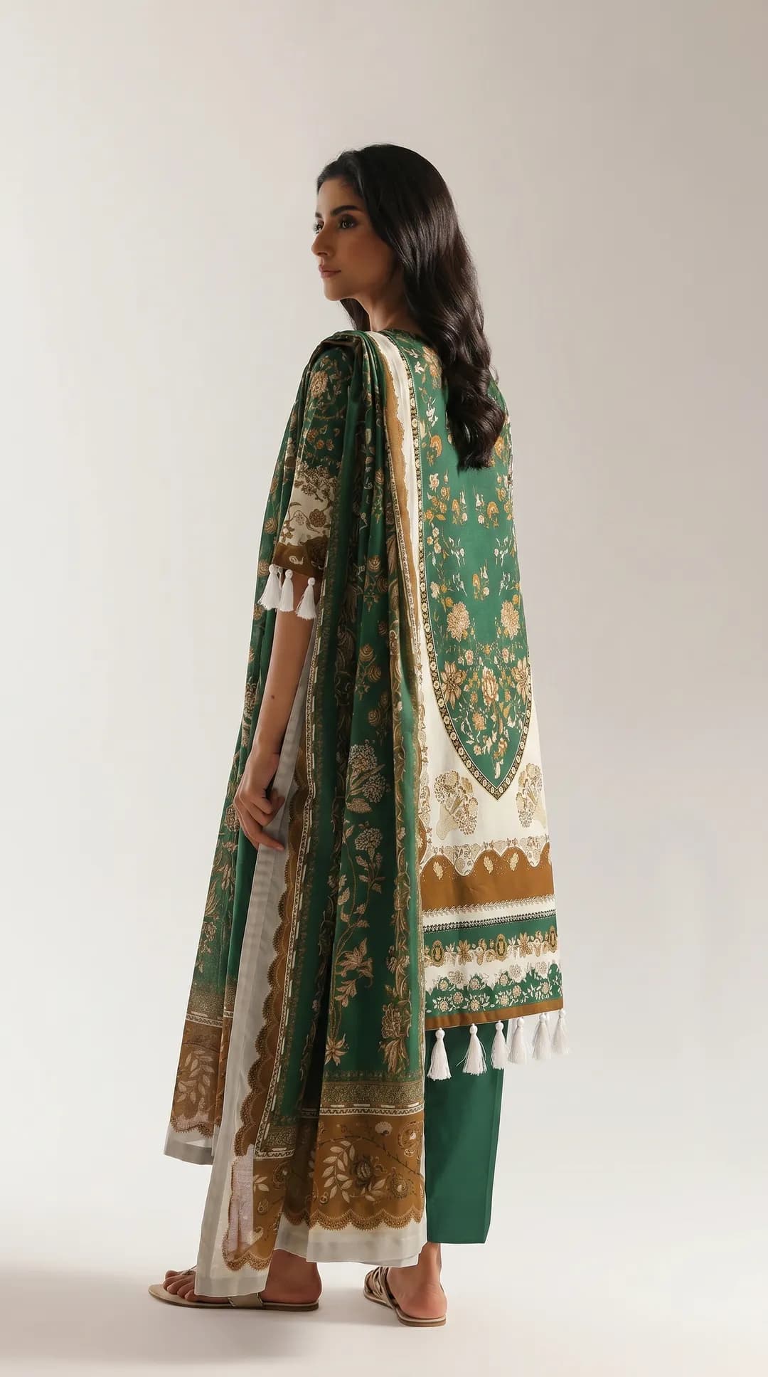 3 Pcs Women's Unstitched Printed Suit