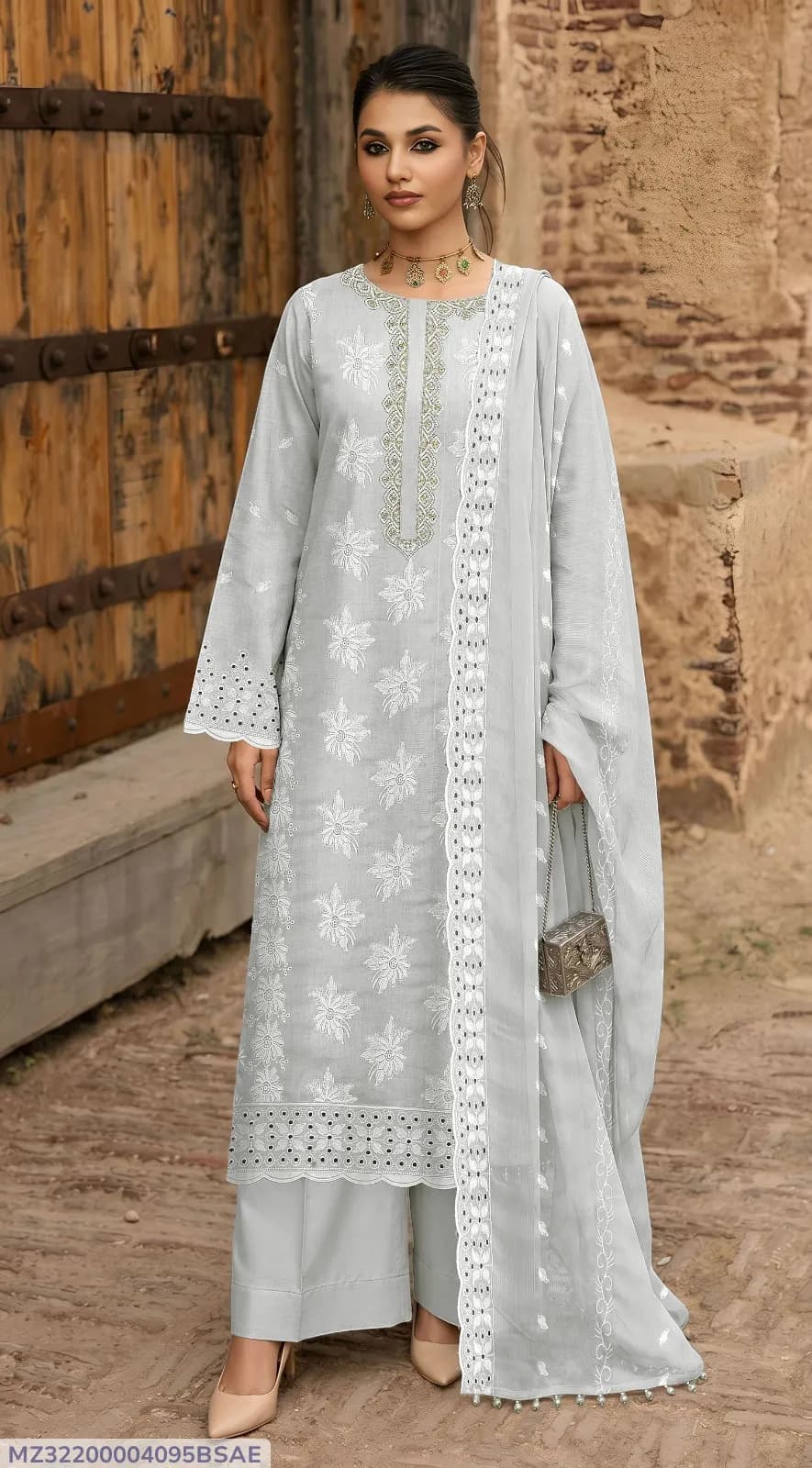 3 Pcs Women's Unstitched Embroidered Suit
