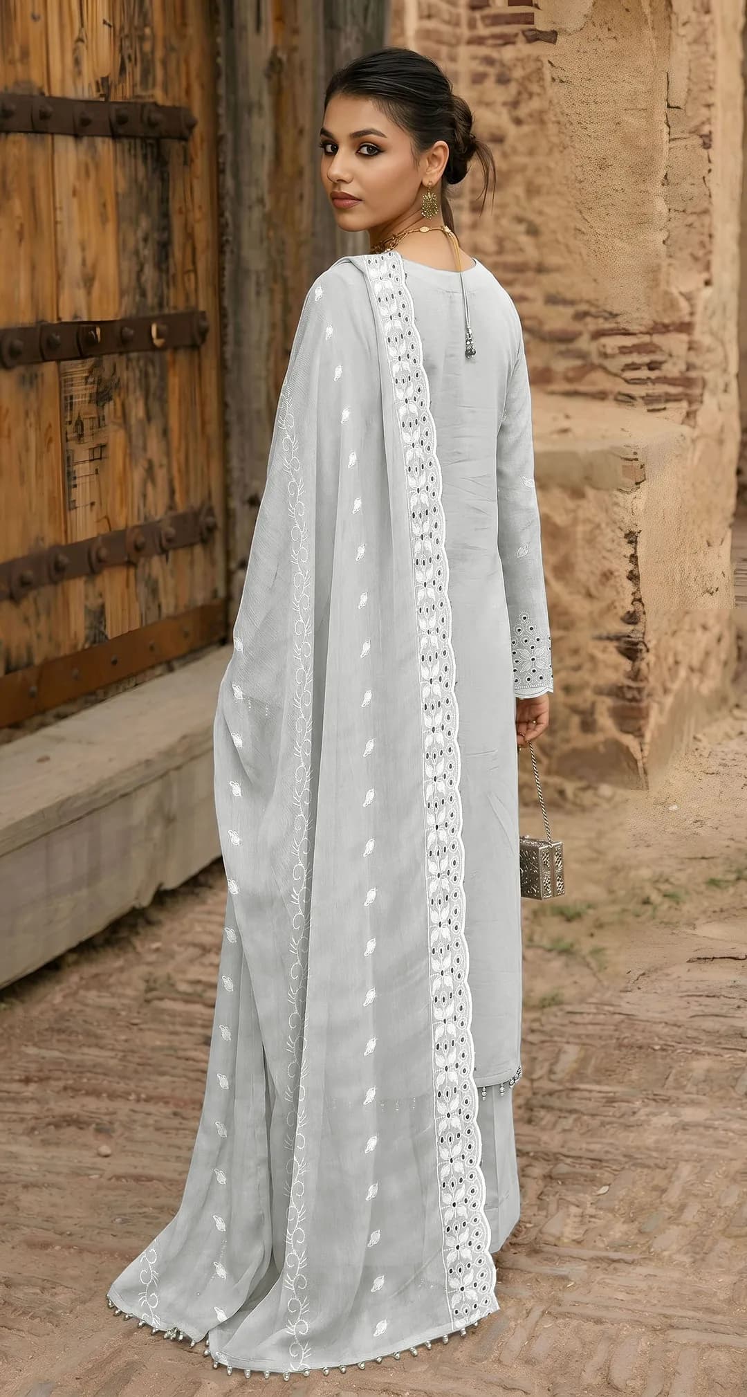 3 Pcs Women's Unstitched Embroidered Suit
