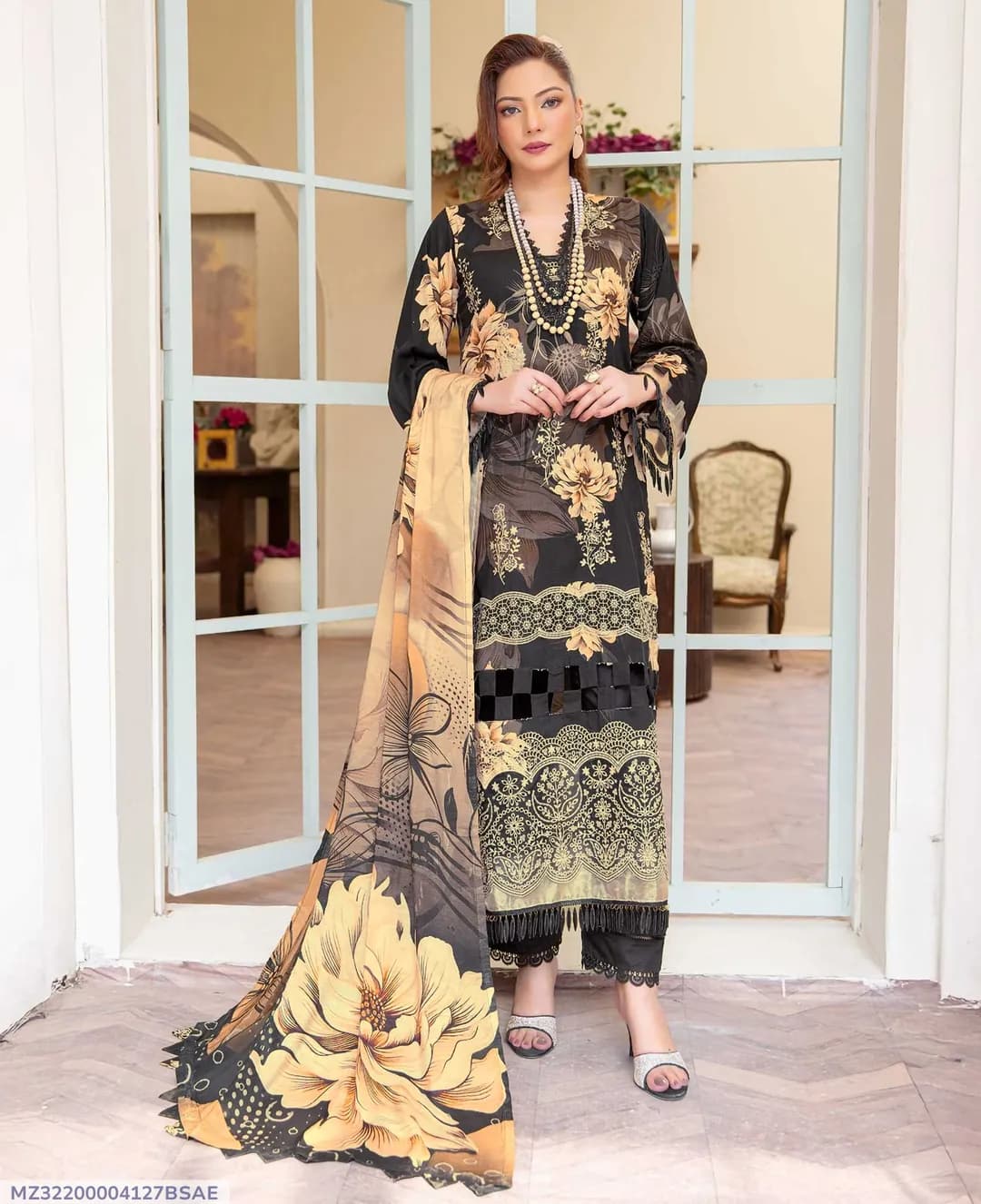 3 Pcs Women's Unstitched Printed Suit