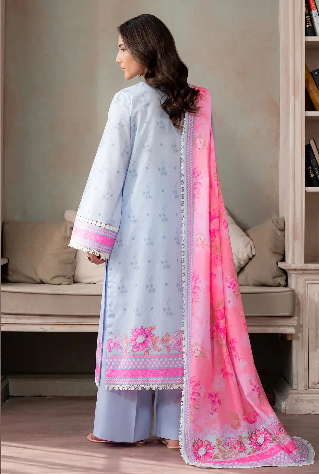 3 Pcs Women's Unstitched Printed Suit