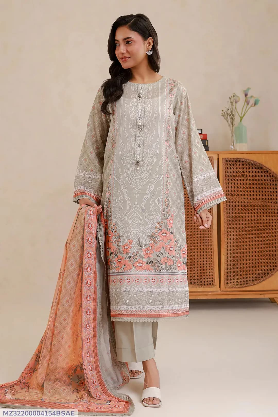 3 Pcs Women's Unstitched Printed Suit