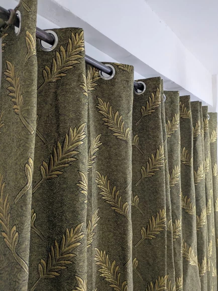 Green Velvet Jacquard Curtains with Leaf Print