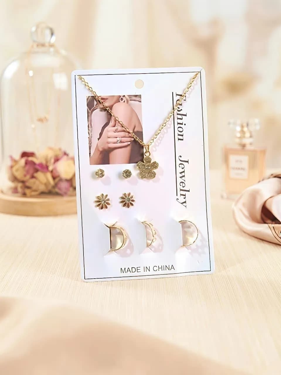 Gold Plated Women's Funky Pendant Set with Crystal Stones